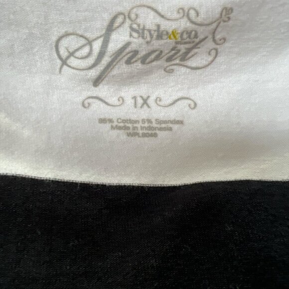 Style & Co. Hooded Long Sleeve Top - Very Cute & Sporty - Picture 2 of 4